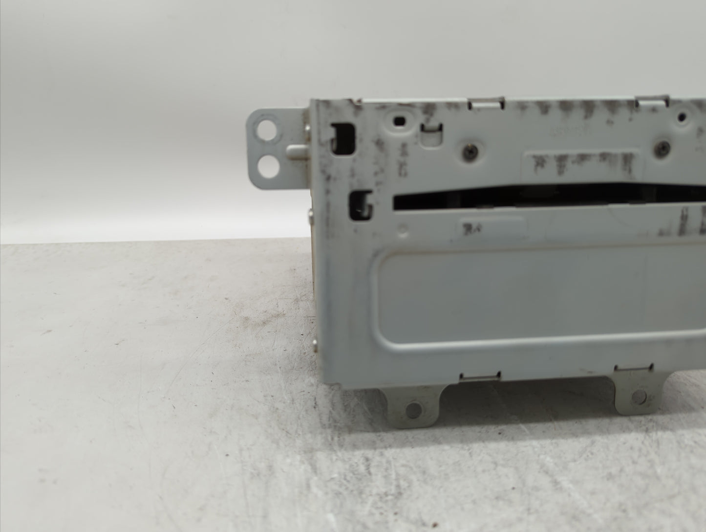 2012-2012 Chevrolet Cruze Am Fm Cd Player Radio Receiver - Oemusedautoparts1.com