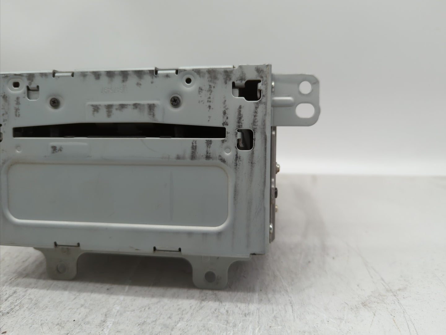 2012-2012 Chevrolet Cruze Am Fm Cd Player Radio Receiver - Oemusedautoparts1.com