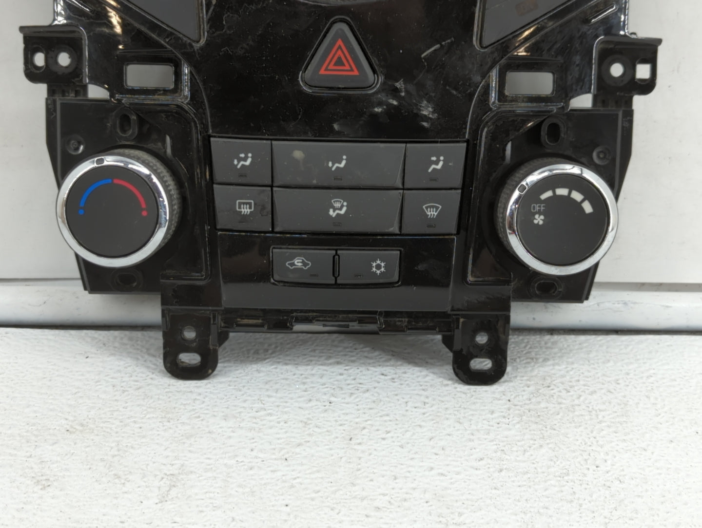 2011-2012 Chevrolet Cruze Climate Control Module Temperature AC/Heater Replacement P/N:96983927 95017054 Fits Fits 2011 2012