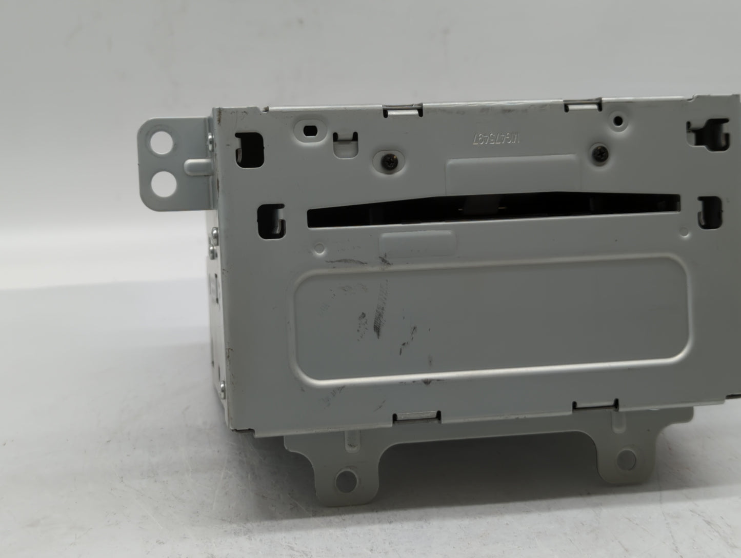 2011-2012 Chevrolet Cruze Am Fm Cd Player Radio Receiver - Oemusedautoparts1.com