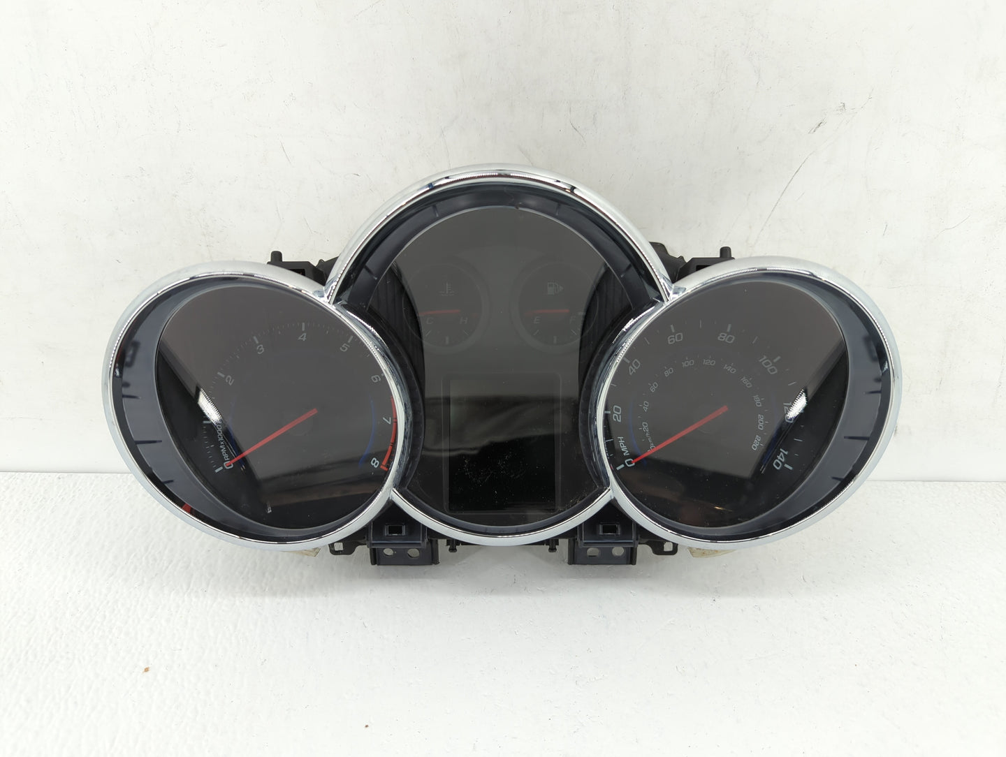 2012 Chevrolet Cruze Instrument Cluster Speedometer Gauges P/N:95216802 95487984, 95487986, 95940654 Fits OEM Used Auto Part