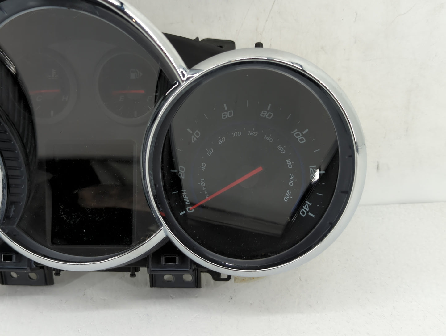 2012 Chevrolet Cruze Instrument Cluster Speedometer Gauges P/N:95216802 95487984, 95487986, 95940654 Fits OEM Used Auto Part