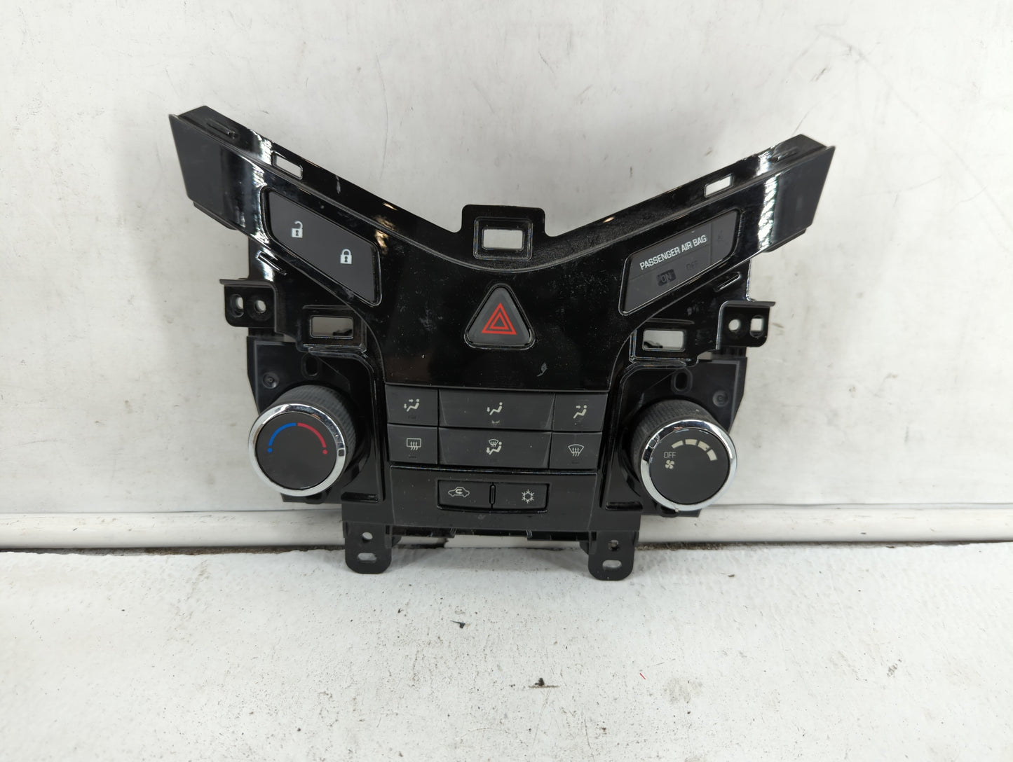 2011-2012 Chevrolet Cruze Climate Control Module Temperature AC/Heater Replacement P/N:96983927 95017054 Fits Fits 2011 2012