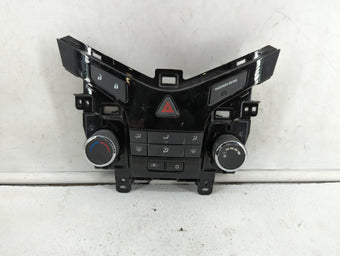 compare product 2011-2012 Chevrolet Cruze Climate Control Module Temperature AC/Heater Replacement P/N:96983927 95017054 Fits Fits 2011 2012 OEM Used Auto Parts
