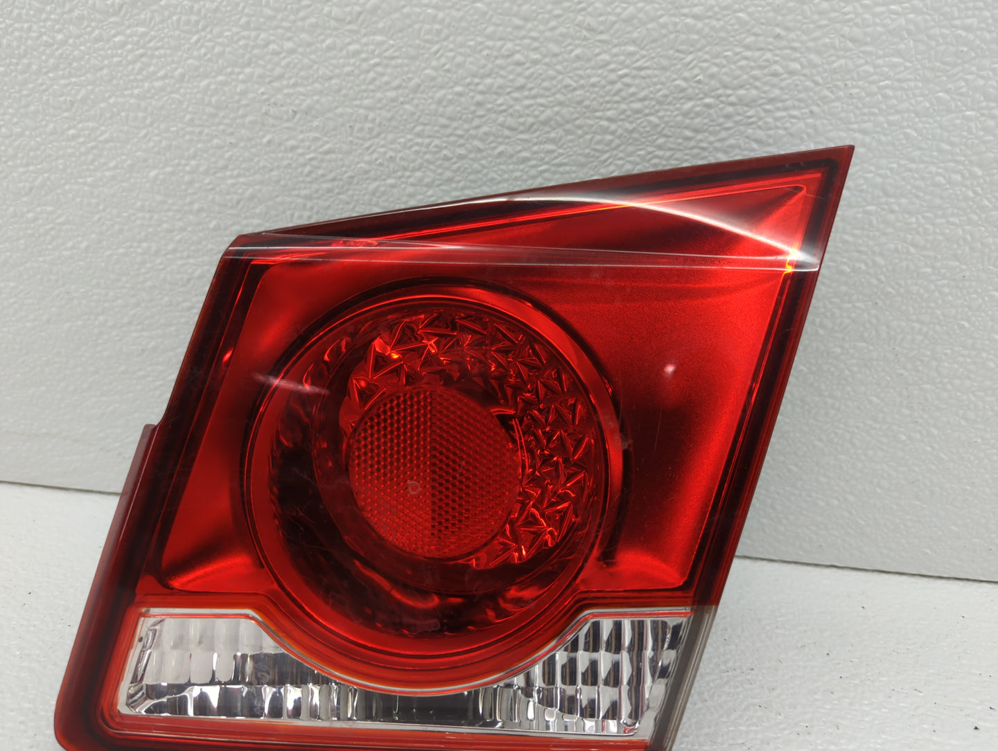 2011-2016 Chevrolet Cruze Tail Light Assembly Passenger Right OEM Fits Fits 2011 2012 2013 2014 2015 2016 OEM Used Auto Part