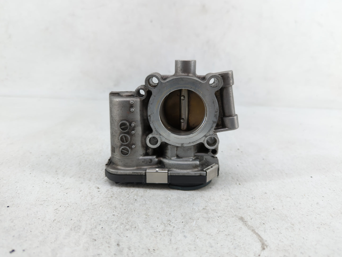 2011-2016 Chevrolet Cruze Throttle Body P/N:55581662 55565489 Fits Fits 2011 2012 2013 2014 2015 2016 2017 2018 2019 OEM Use