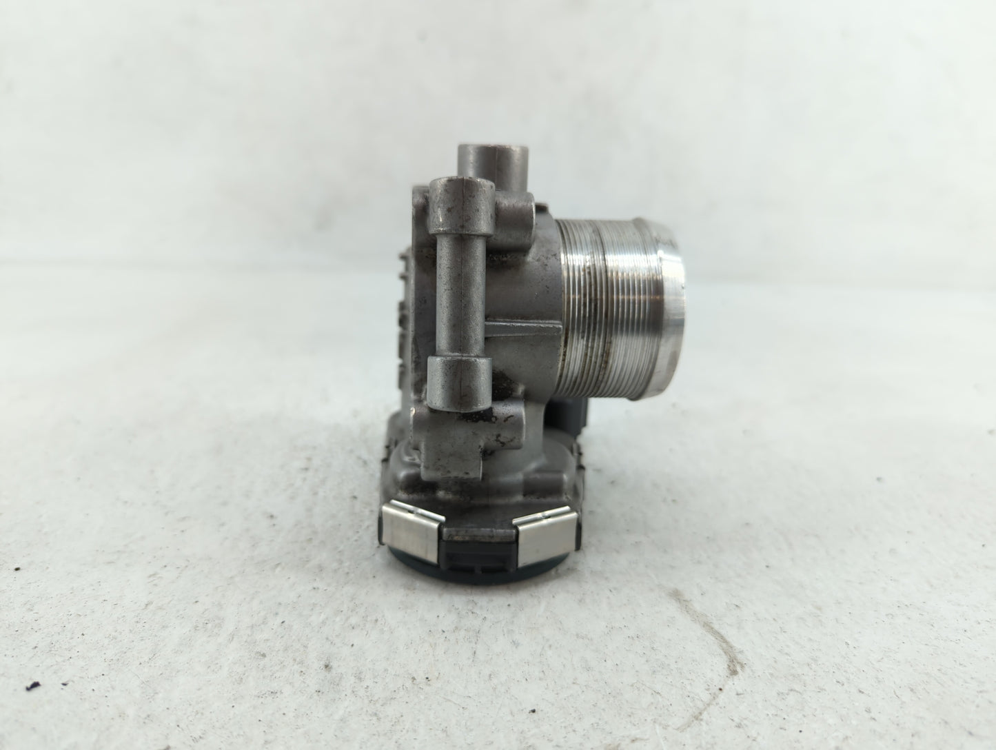 2011-2016 Chevrolet Cruze Throttle Body P/N:55581662 55565489 Fits Fits 2011 2012 2013 2014 2015 2016 2017 2018 2019 OEM Use