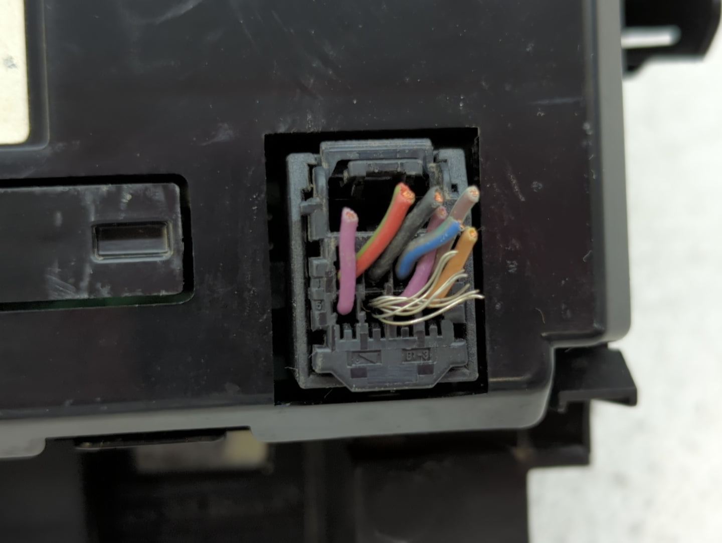2011-2016 Chevrolet Cruze Information Display Screen - Oemusedautoparts1.com