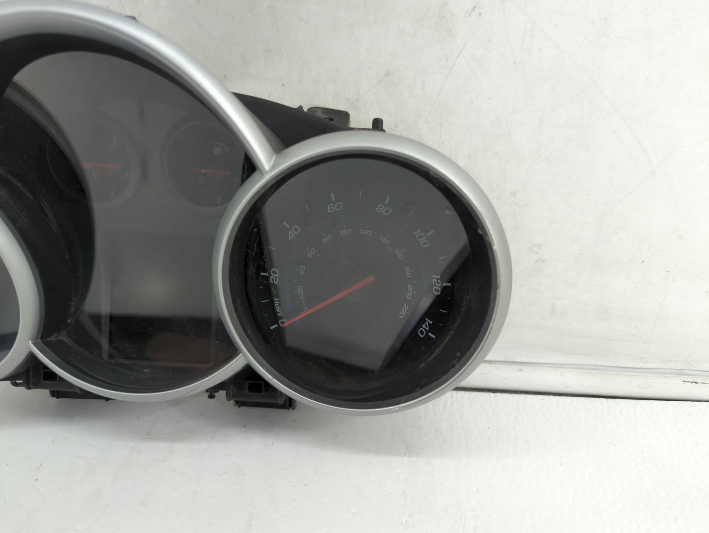 2012 Chevrolet Cruze Instrument Cluster Speedometer Gauges P/N:95940656 95487986 Fits OEM Used Auto Parts - Oemusedautoparts