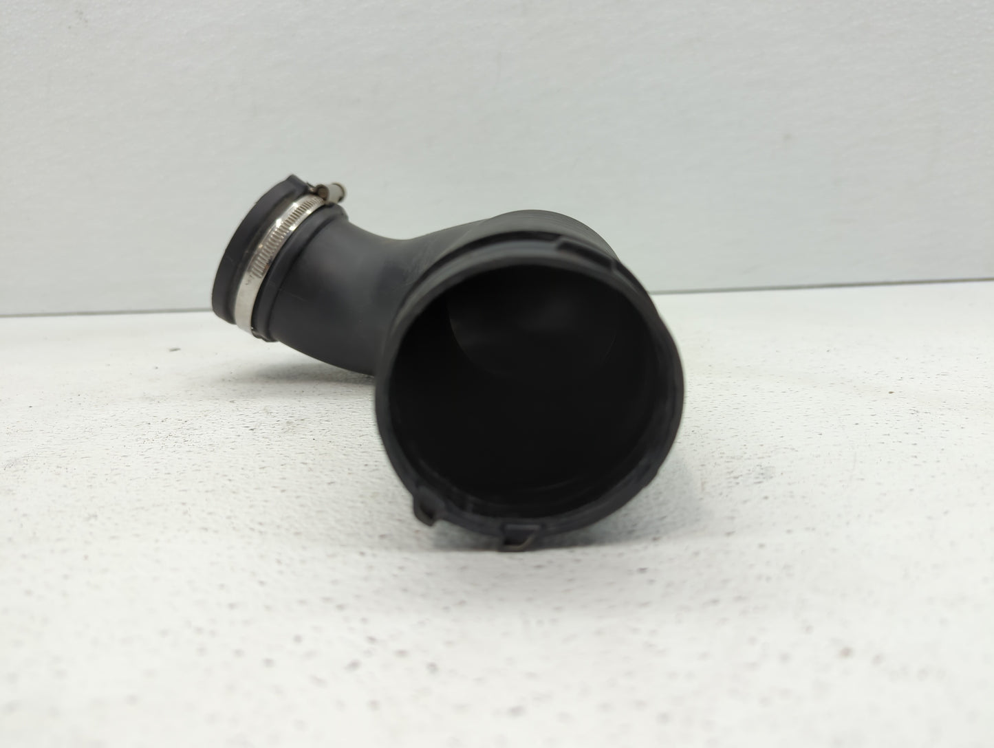 2012 Chevrolet Cruze Air Cleaner Intake Duct Hose Tube - Oemusedautoparts1.com
