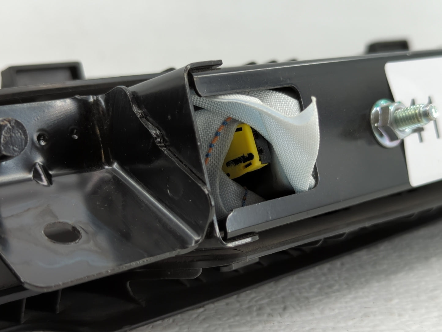 2011-2012 Chevrolet Cruze Air Bag Passenger Right Knee OEM P/N:95483077 Fits Fits 2011 2012 OEM Used Auto Parts - Oemusedaut