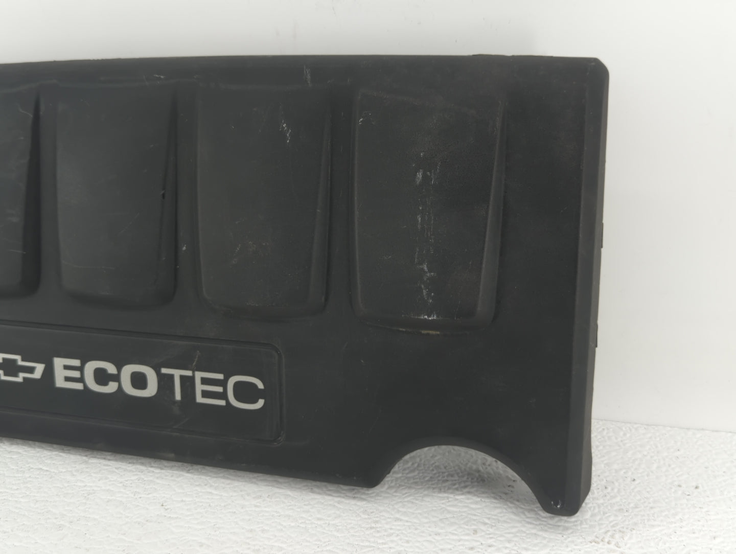 2012 Chevrolet Cruze Engine Cover - Oemusedautoparts1.com