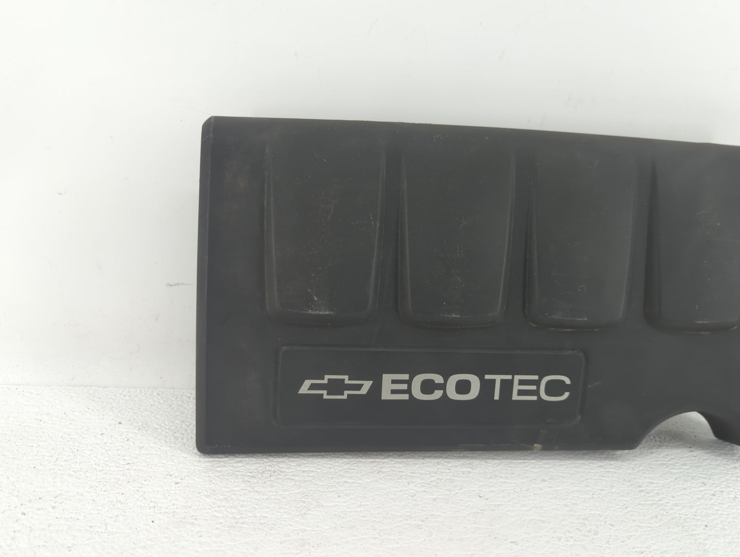 2012 Chevrolet Cruze Engine Cover - Oemusedautoparts1.com