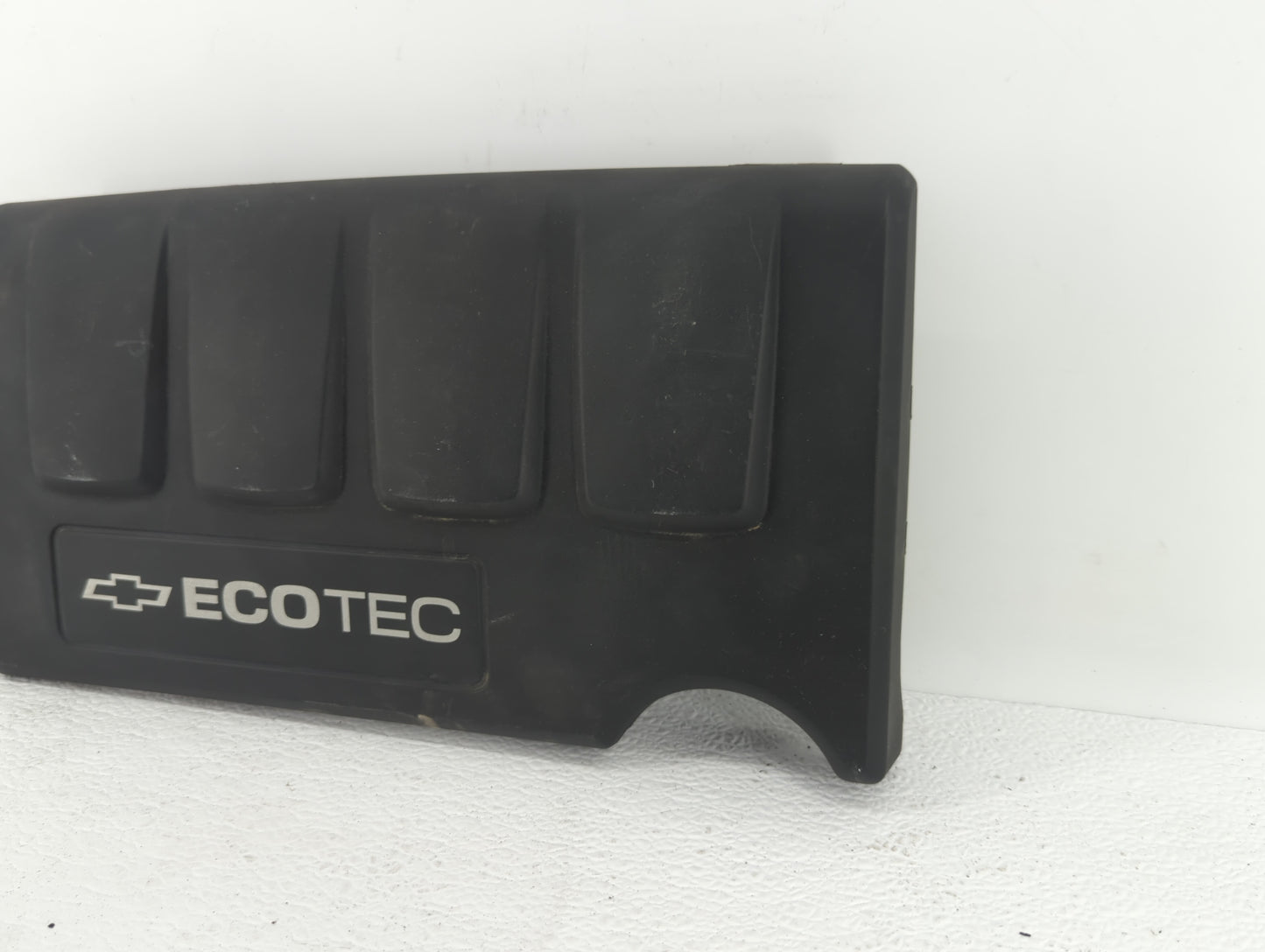2012 Chevrolet Cruze Engine Cover - Oemusedautoparts1.com