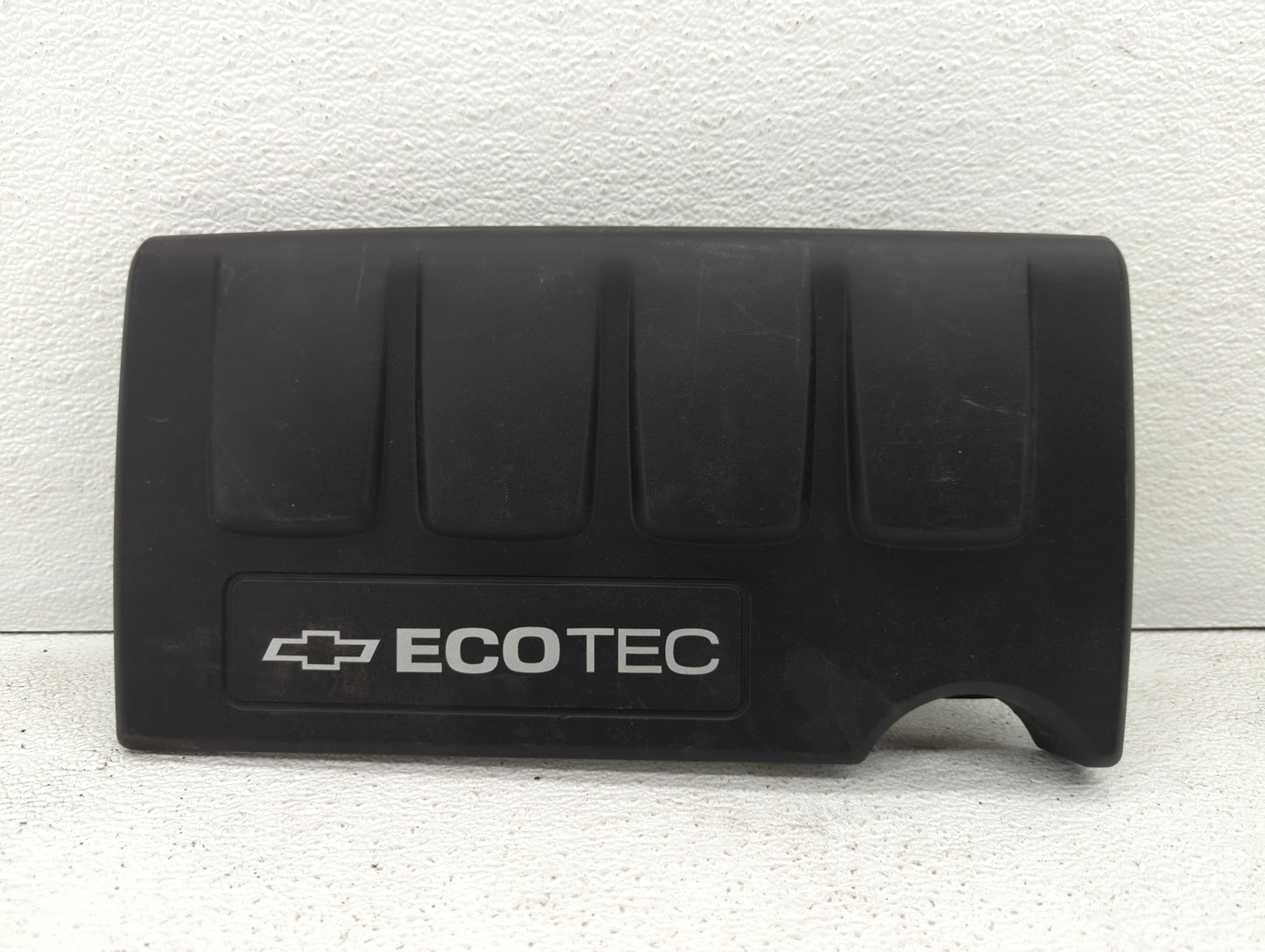 2012 Chevrolet Cruze Engine Cover - Oemusedautoparts1.com
