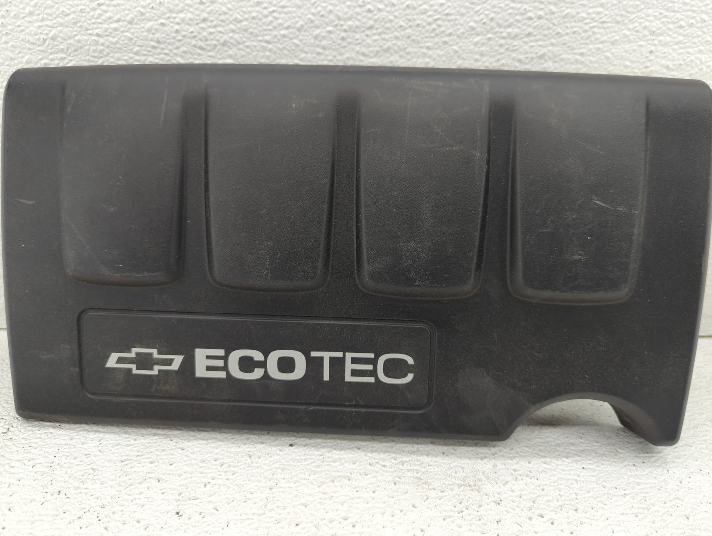 2012 Chevrolet Cruze Engine Cover - Oemusedautoparts1.com