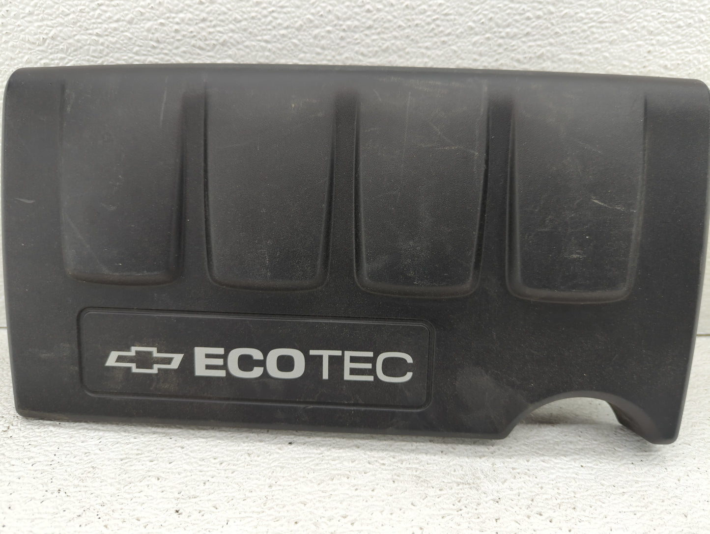 2012 Chevrolet Cruze Engine Cover - Oemusedautoparts1.com