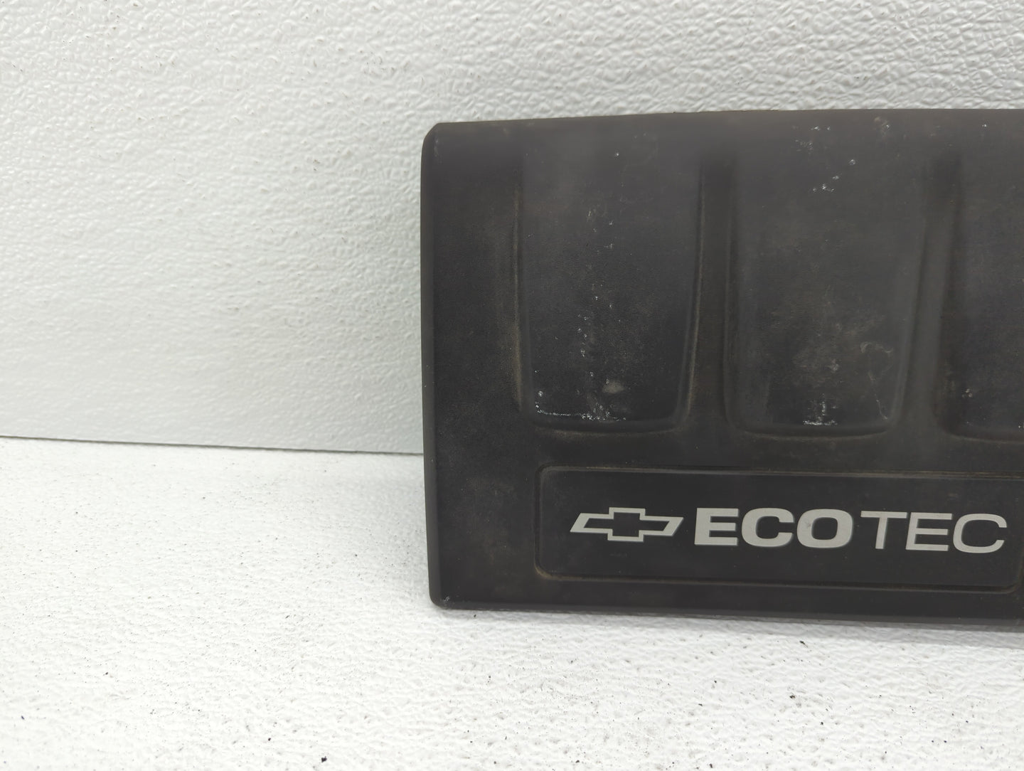 2012 Chevrolet Cruze Engine Cover - Oemusedautoparts1.com