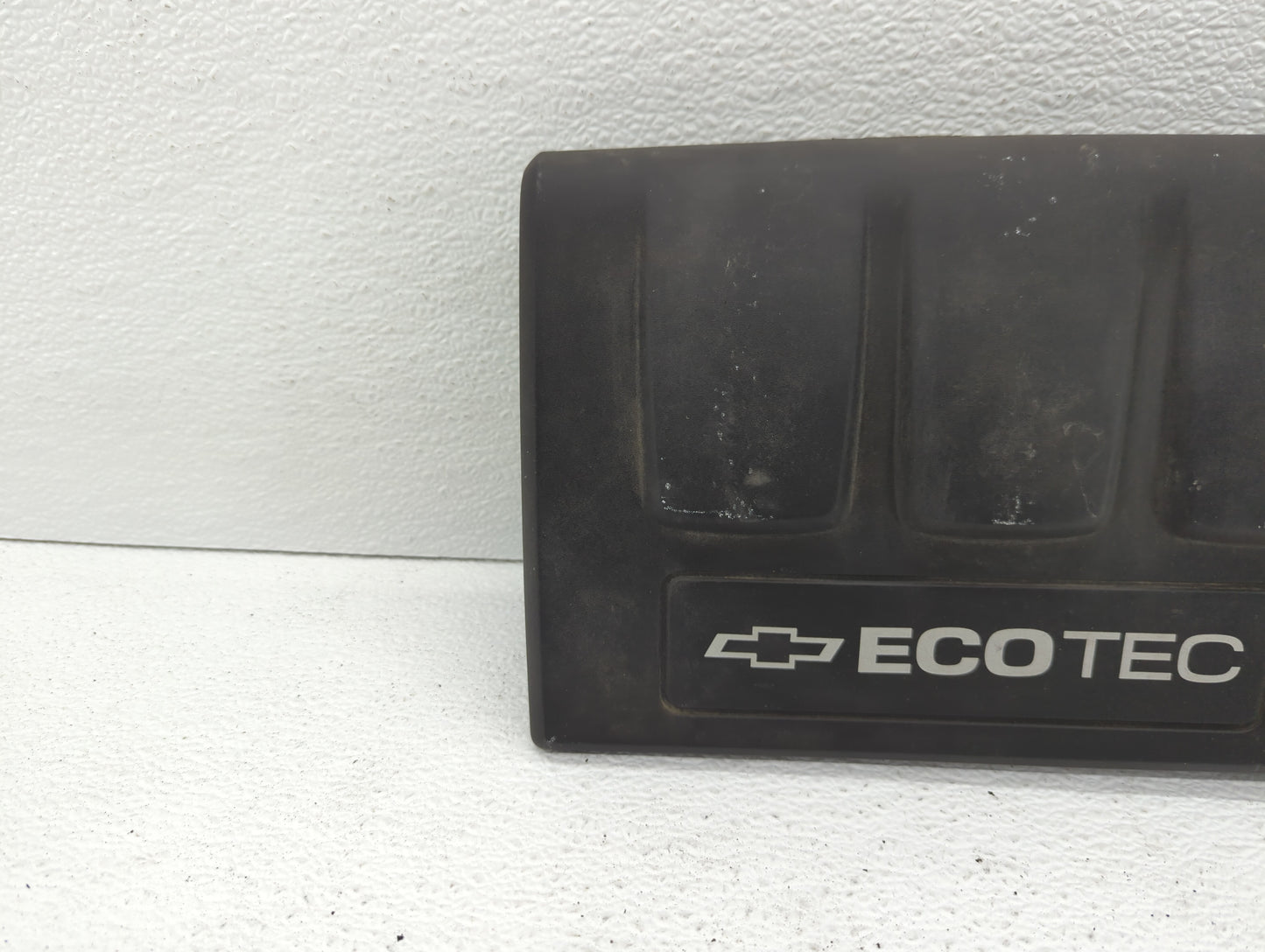 2012 Chevrolet Cruze Engine Cover - Oemusedautoparts1.com