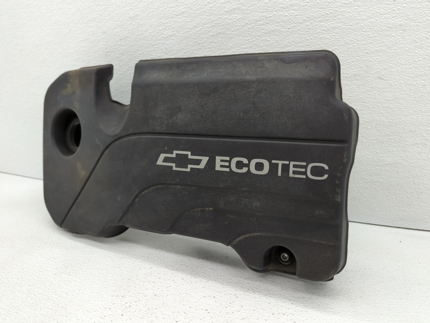 2012 Chevrolet Cruze Engine Cover - Oemusedautoparts1.com