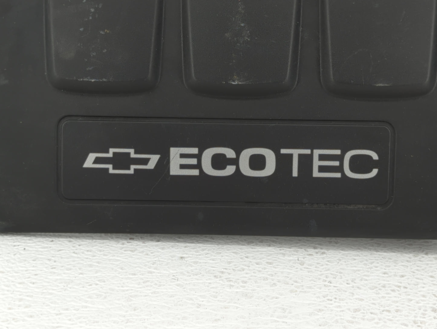 2012 Chevrolet Cruze Engine Cover - Oemusedautoparts1.com