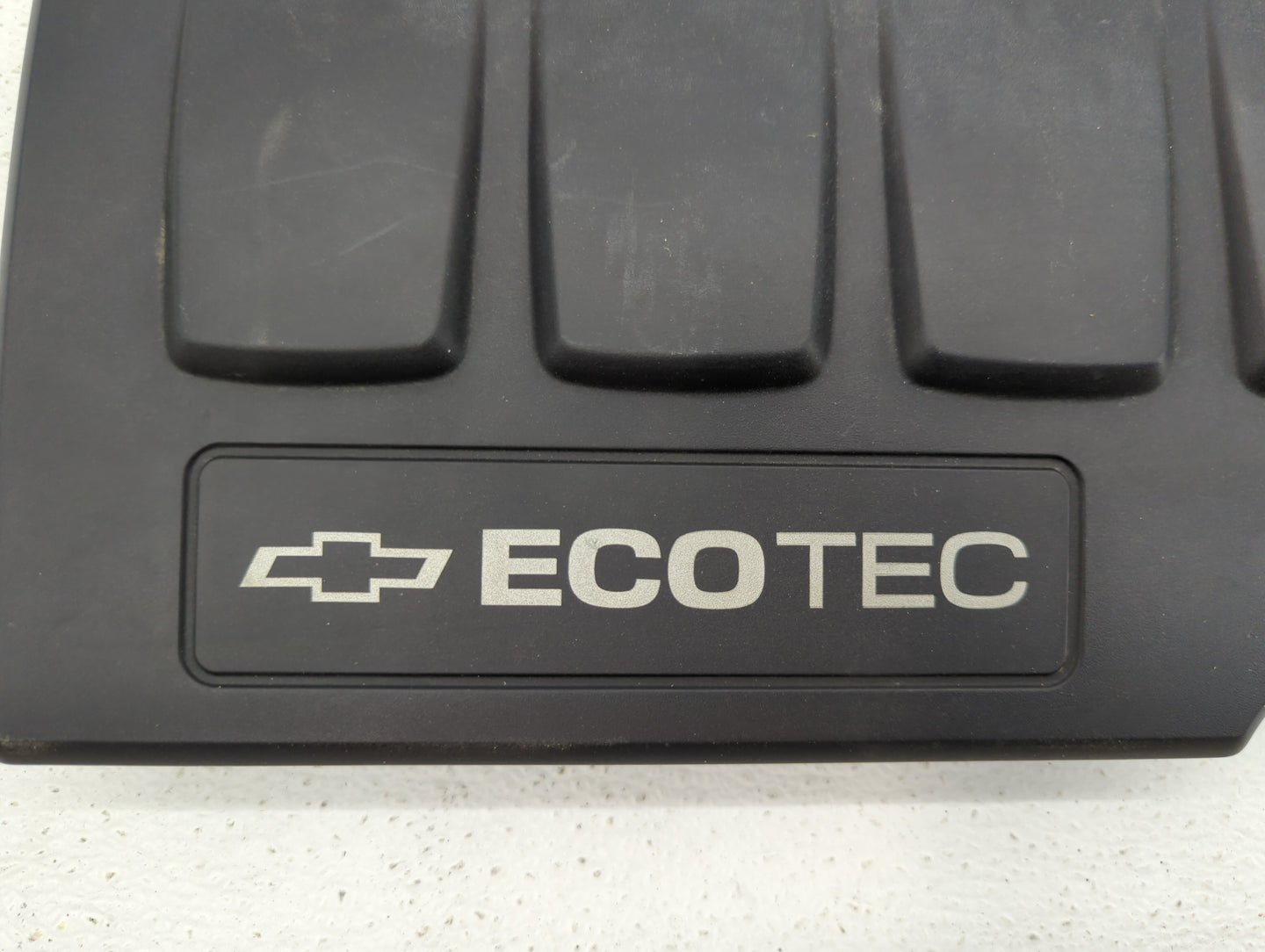 2012 Chevrolet Cruze Engine Cover - Oemusedautoparts1.com