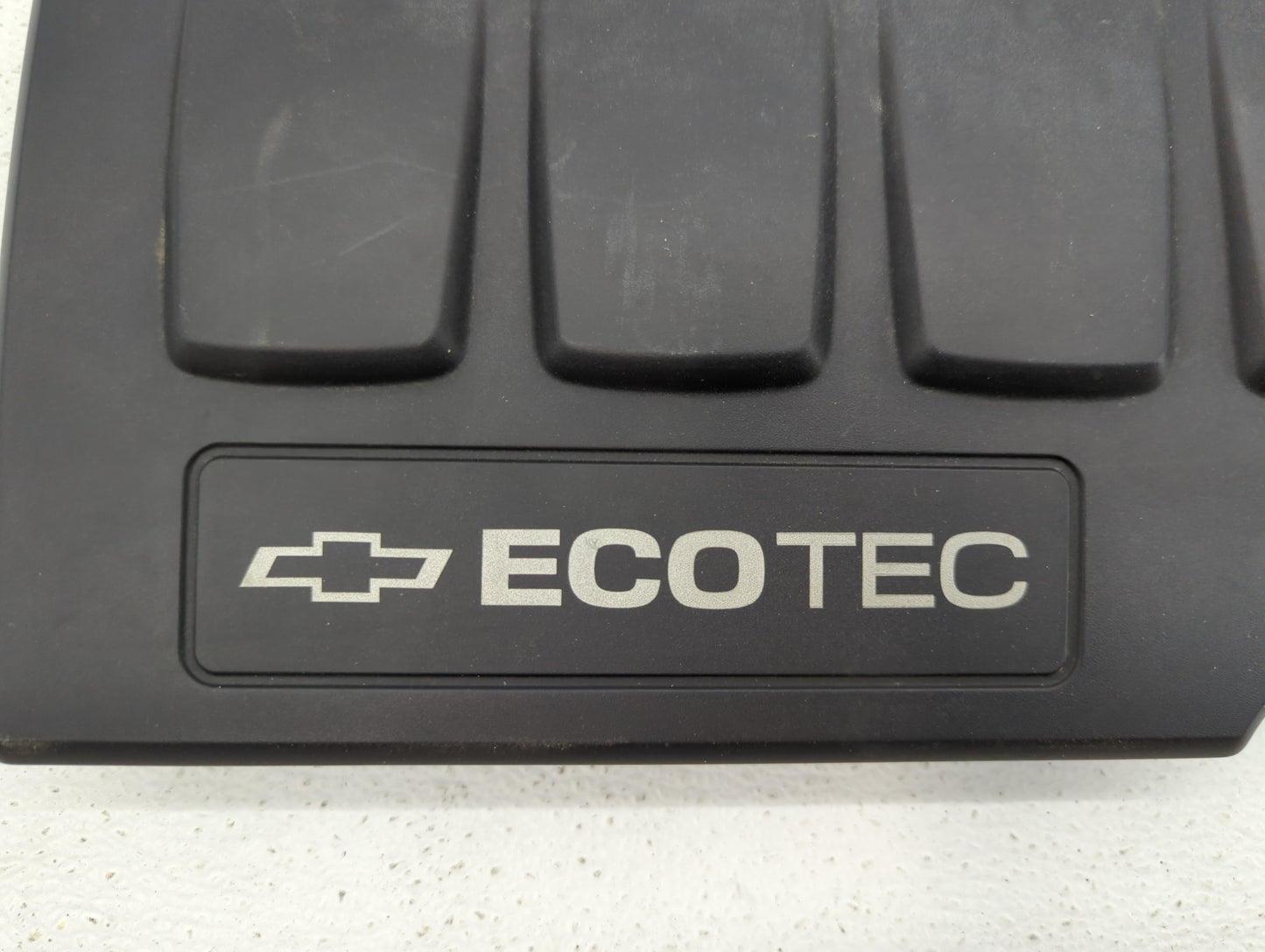 2012 Chevrolet Cruze Engine Cover - Oemusedautoparts1.com