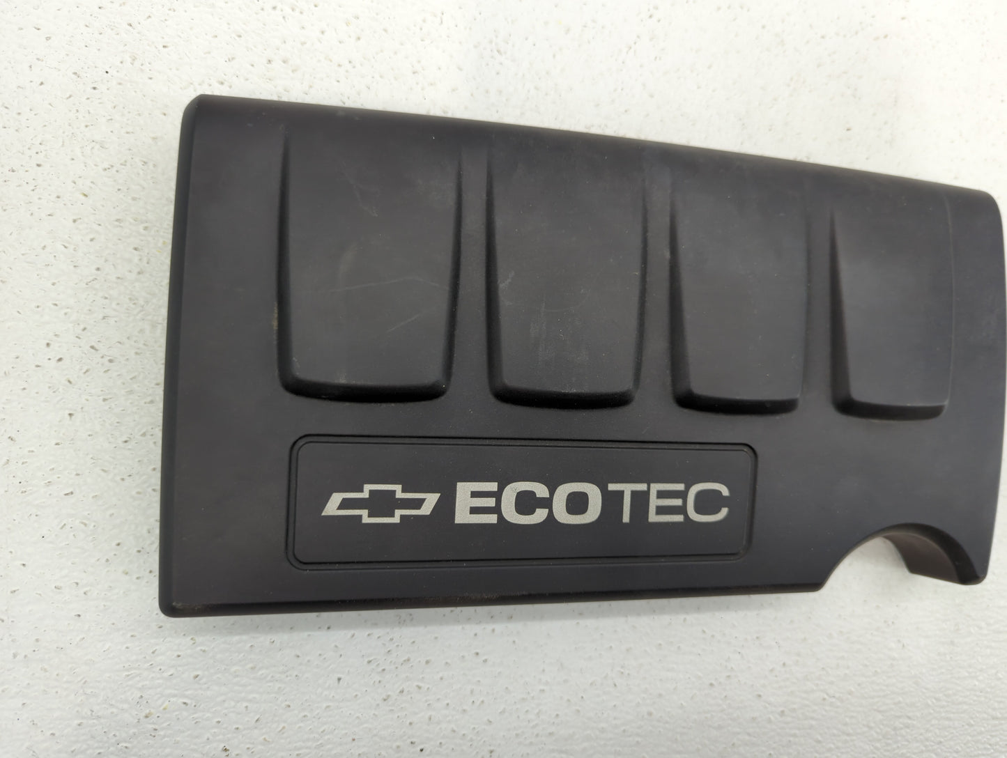 2012 Chevrolet Cruze Engine Cover - Oemusedautoparts1.com