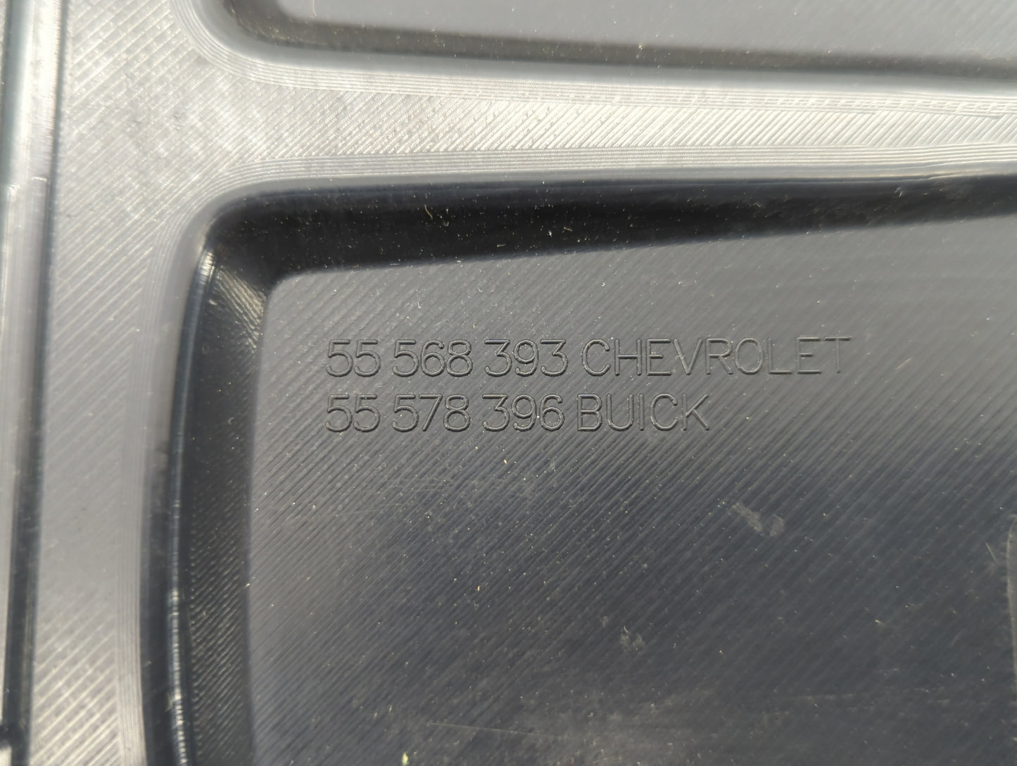 2012 Chevrolet Cruze Engine Cover - Oemusedautoparts1.com