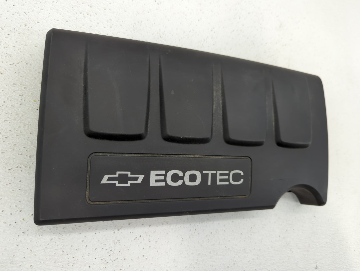 2012 Chevrolet Cruze Engine Cover - Oemusedautoparts1.com