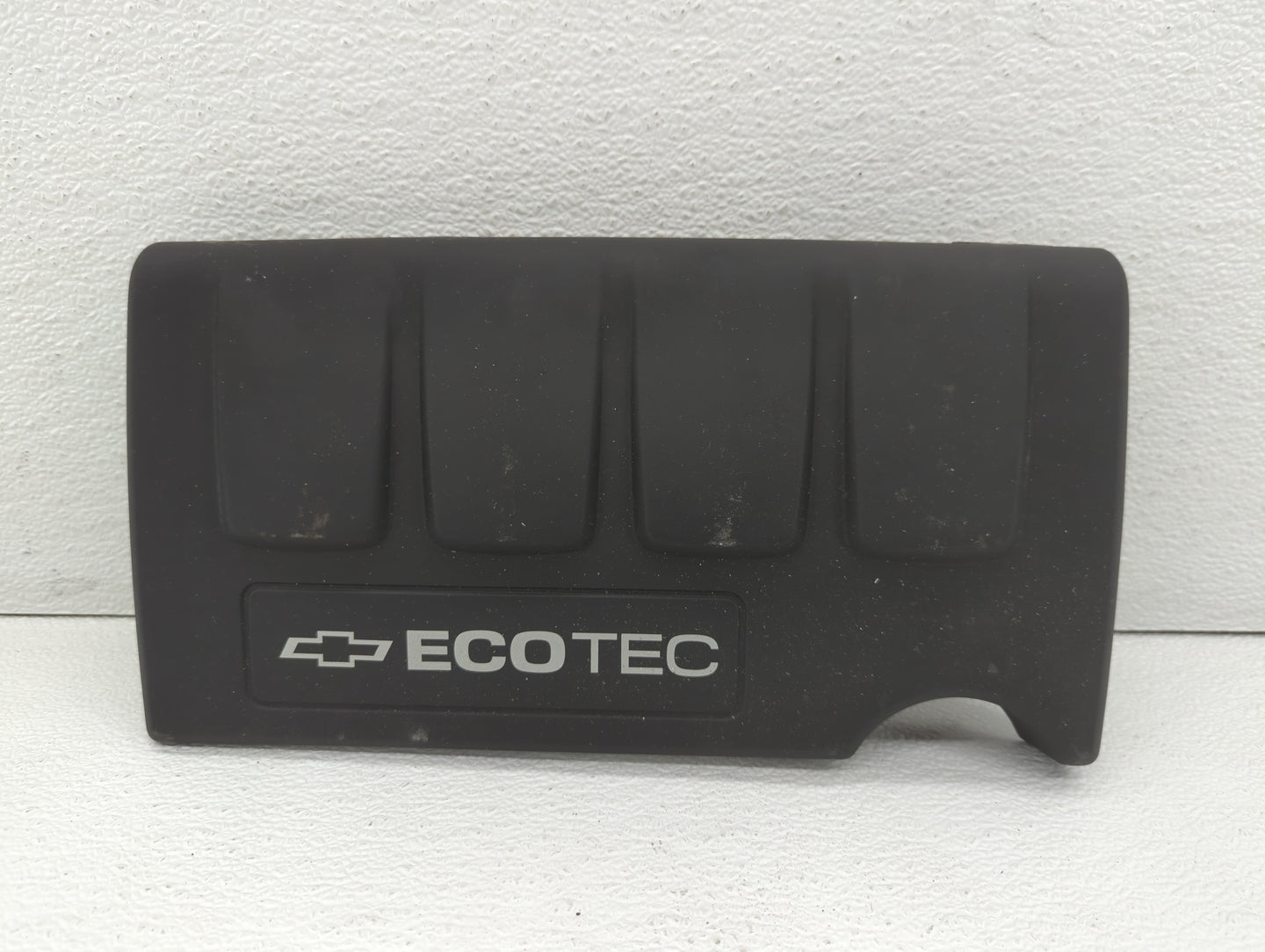 2012 Chevrolet Cruze Engine Cover - Oemusedautoparts1.com