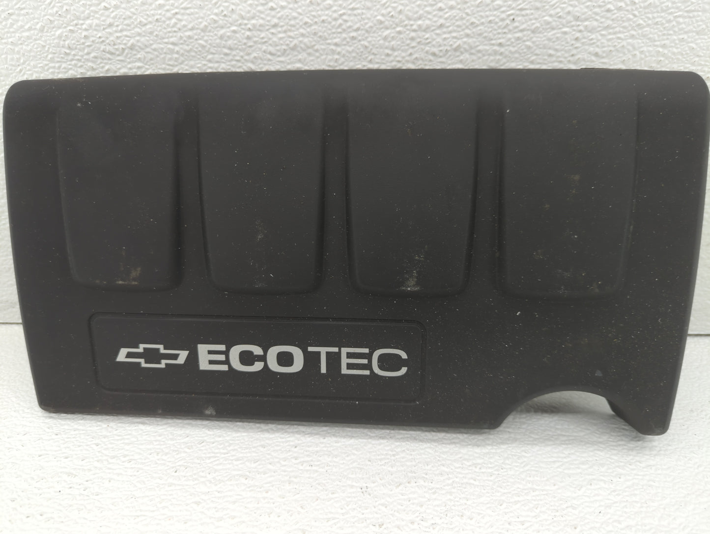 2012 Chevrolet Cruze Engine Cover - Oemusedautoparts1.com