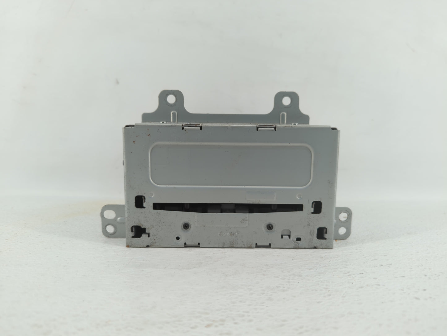 2011-2012 Chevrolet Cruze Am Fm Cd Player Radio Receiver - Oemusedautoparts1.com