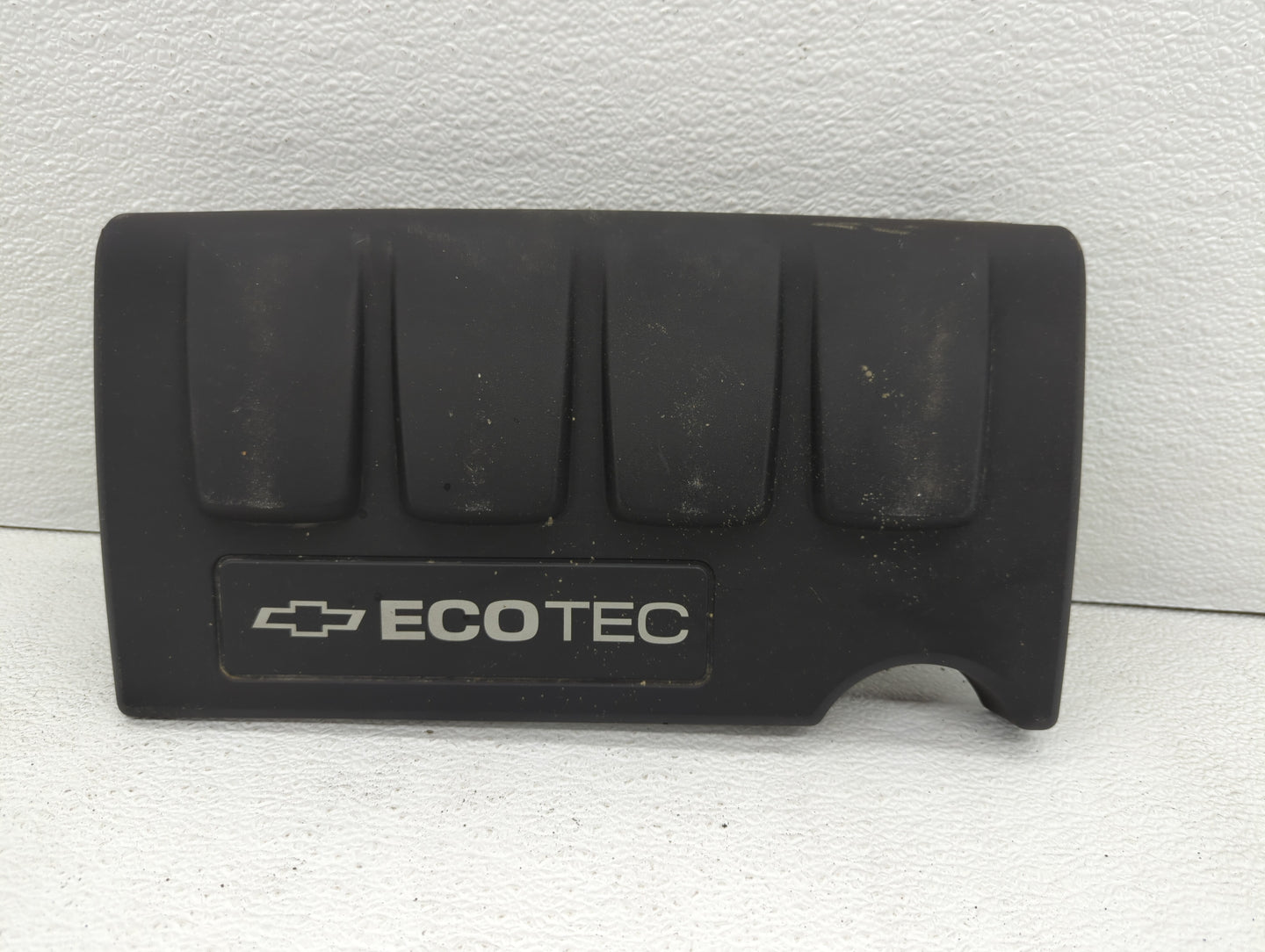 2012 Chevrolet Cruze Engine Cover - Oemusedautoparts1.com