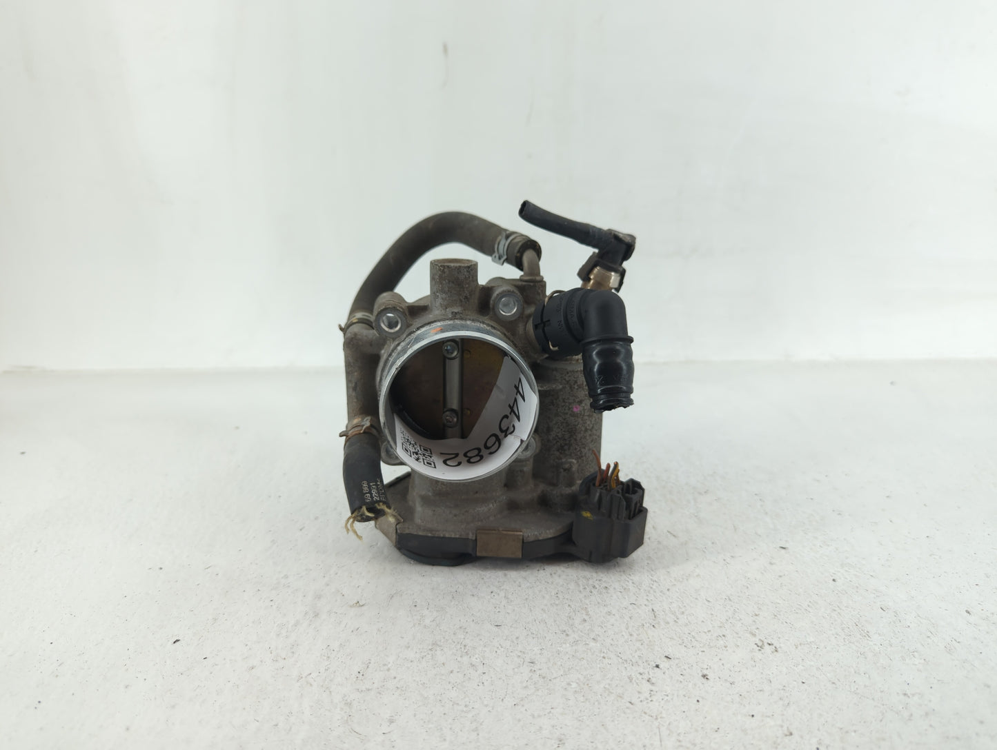 2011-2016 Chevrolet Cruze Throttle Body P/N:55577375 55561495 Fits Fits 2009 2010 2011 2012 2013 2014 2015 2016 2017 2018 OE