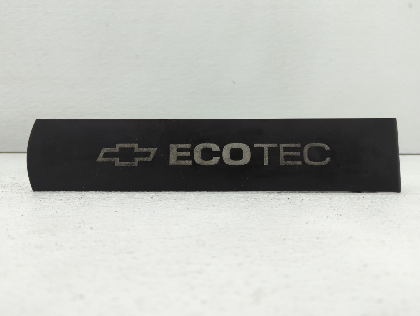 2012 Chevrolet Cruze Engine Cover - Oemusedautoparts1.com