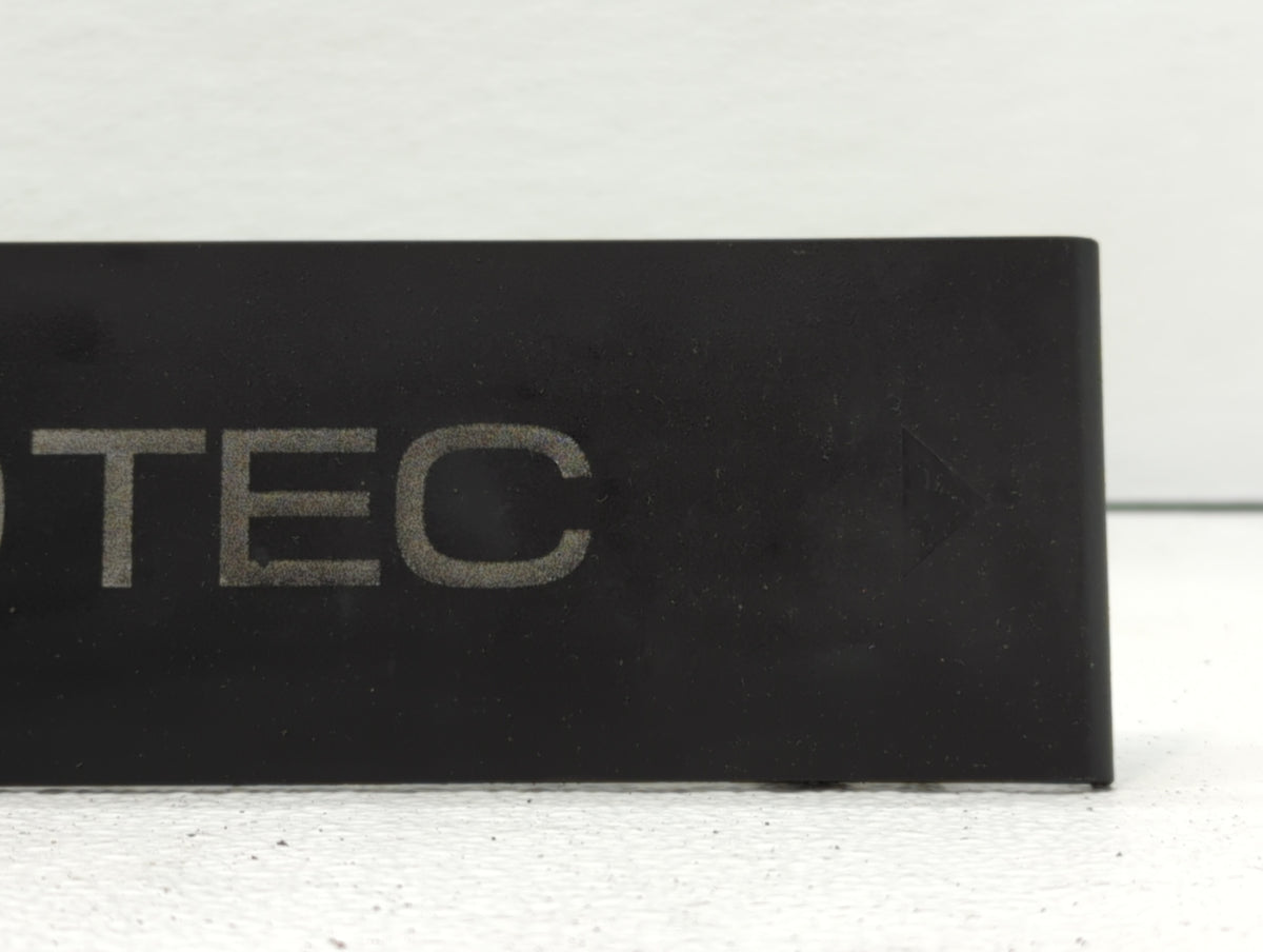2012 Chevrolet Cruze Engine Cover 446858 - Oemusedautoparts1.com