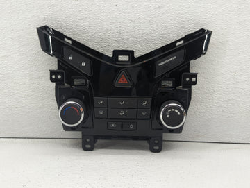 2011-2012 Chevrolet Cruze Climate Control Module Temperature AC/Heater Replacement P/N:96983927 95017054 Fits Fits 2011 2012