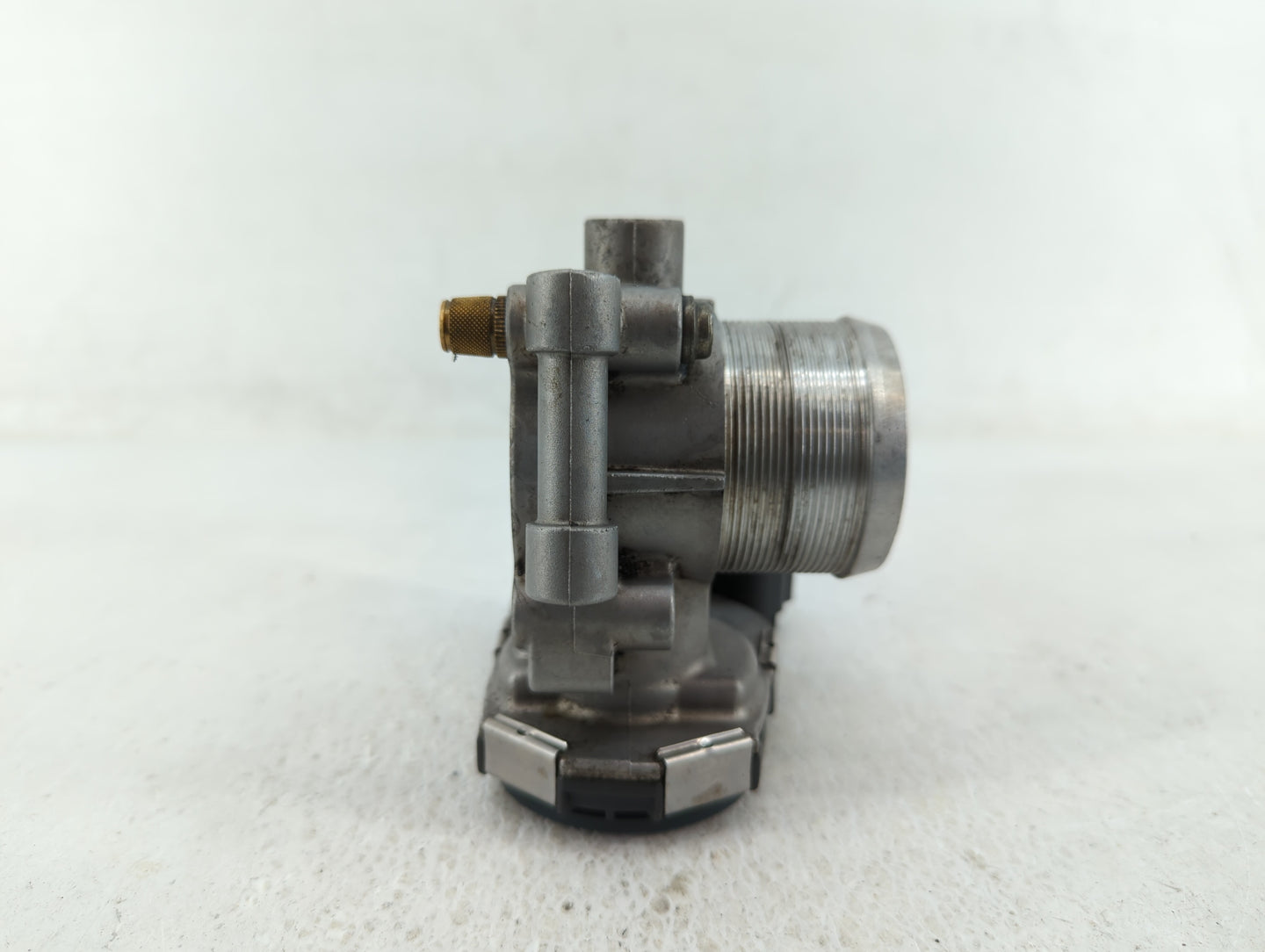 2011-2016 Chevrolet Cruze Throttle Body P/N:55581662 55565489 Fits Fits 2011 2012 2013 2014 2015 2016 2017 2018 2019 2020 20