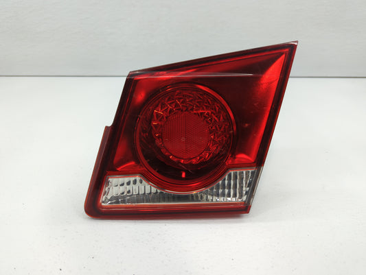2011-2016 Chevrolet Cruze Tail Light Assembly Passenger Right OEM Fits Fits 2011 2012 2013 2014 2015 2016 OEM Used Auto Part