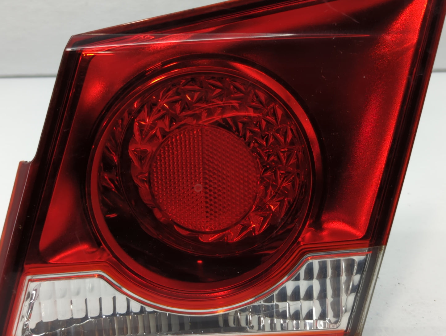 2011-2016 Chevrolet Cruze Tail Light Assembly Passenger Right OEM Fits Fits 2011 2012 2013 2014 2015 2016 OEM Used Auto Part