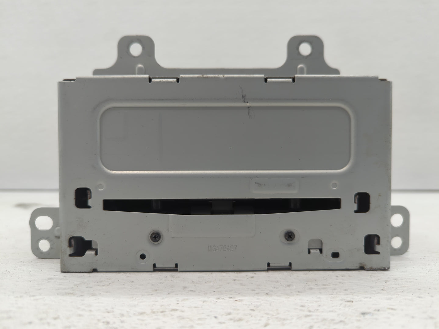 2011-2012 Chevrolet Cruze Am Fm Cd Player Radio Receiver - Oemusedautoparts1.com