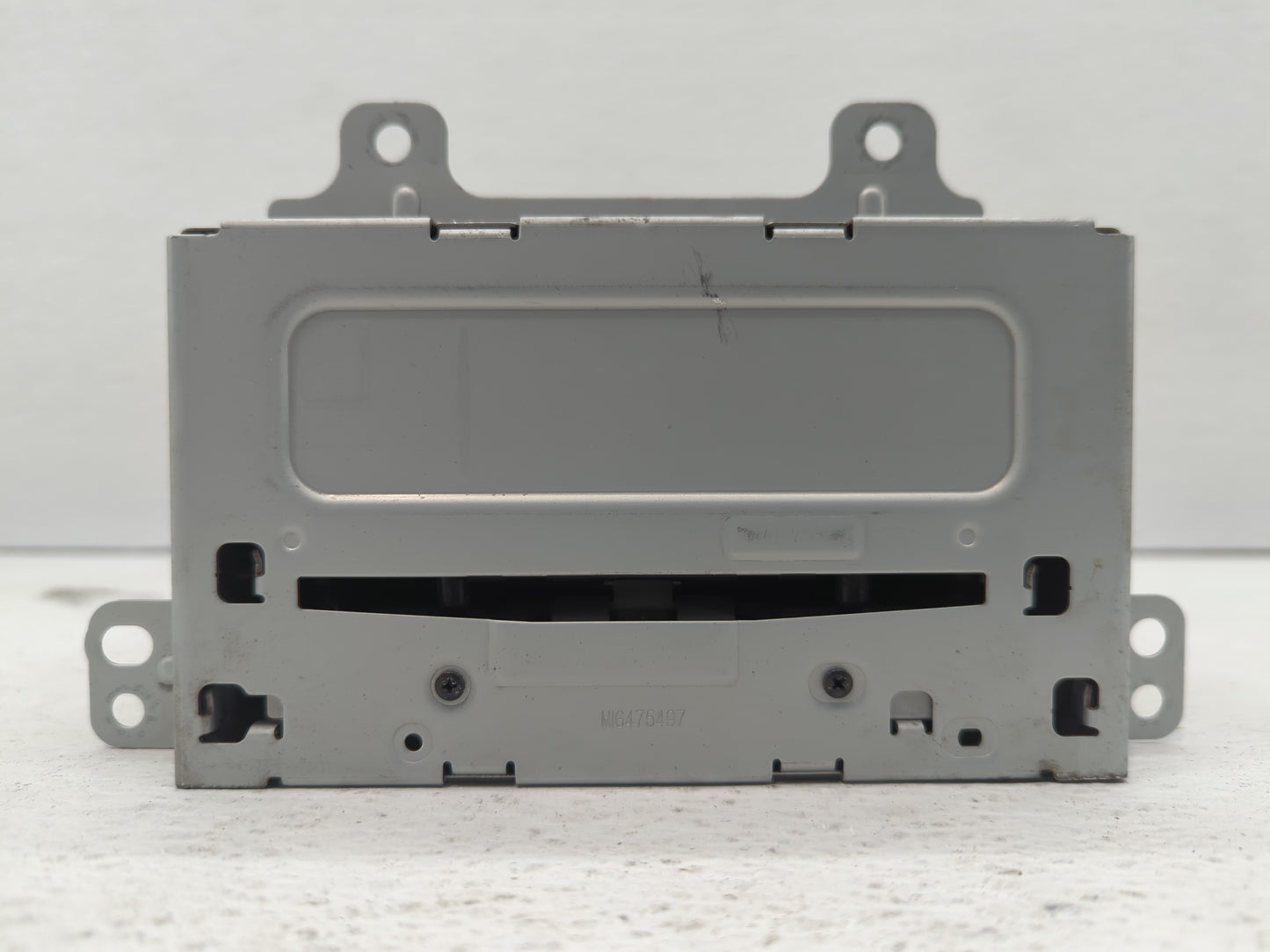 2011-2012 Chevrolet Cruze Am Fm Cd Player Radio Receiver - Oemusedautoparts1.com