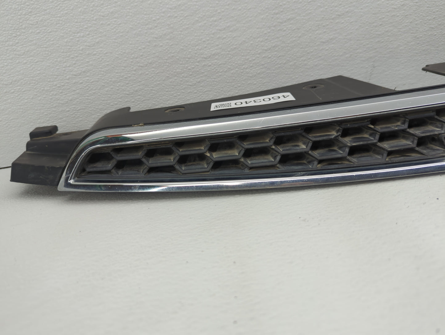 2011-2014 Chevrolet Cruze Front Grille Bumper Not Included - Oemusedautoparts1.com