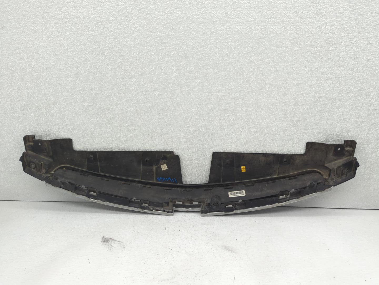 2011-2014 Chevrolet Cruze Front Grille Bumper Not Included - Oemusedautoparts1.com