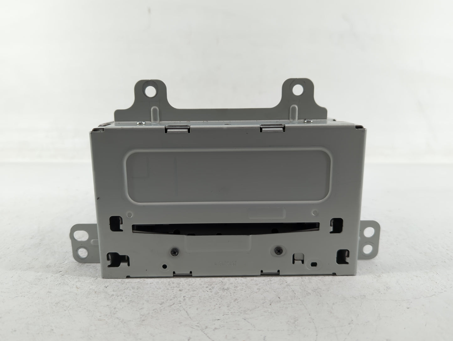 2011-2012 Chevrolet Cruze Radio AM FM Cd Player Receiver Replacement P/N:20983517 95914367, 22815634 Fits Fits 2010 2011 201