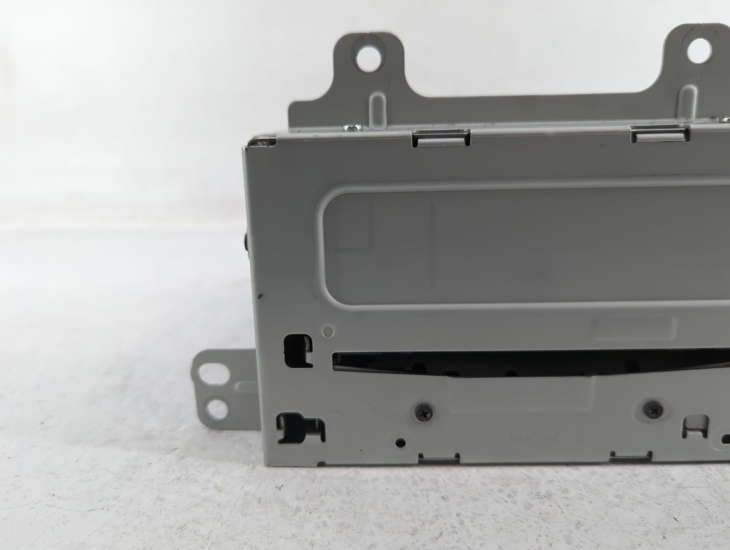 2011-2012 Chevrolet Cruze Radio AM FM Cd Player Receiver Replacement P/N:20983517 95914367, 22815634 Fits Fits 2010 2011 201