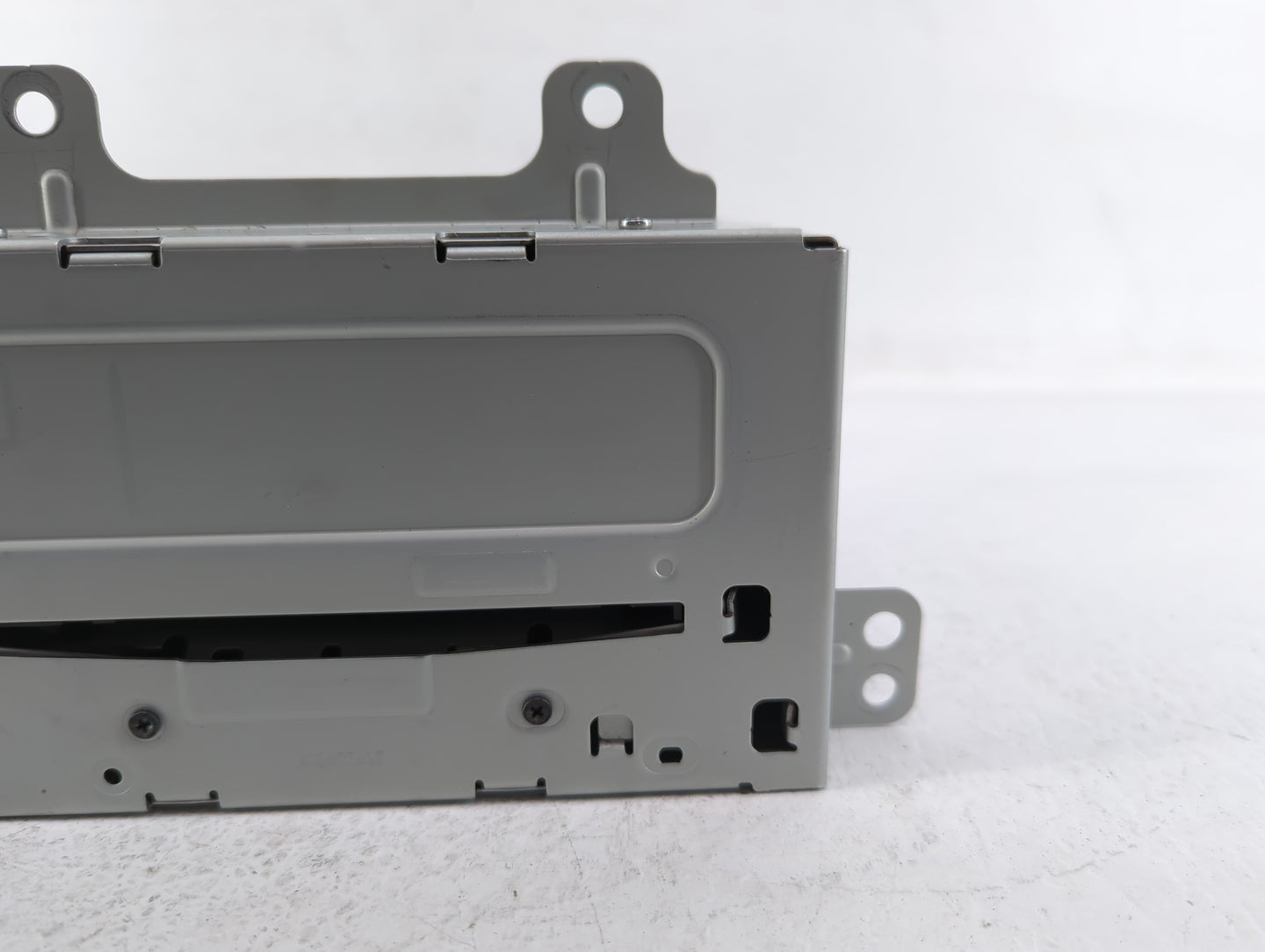 2011-2012 Chevrolet Cruze Radio AM FM Cd Player Receiver Replacement P/N:20983517 95914367, 22815634 Fits Fits 2010 2011 201
