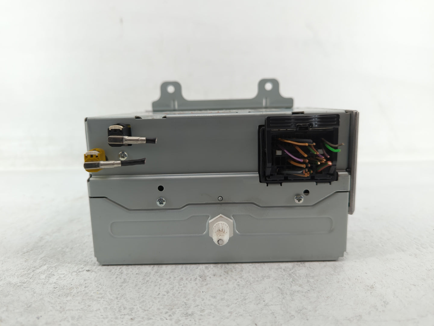 2011-2012 Chevrolet Cruze Radio AM FM Cd Player Receiver Replacement P/N:20983517 95914367, 22815634 Fits Fits 2010 2011 201