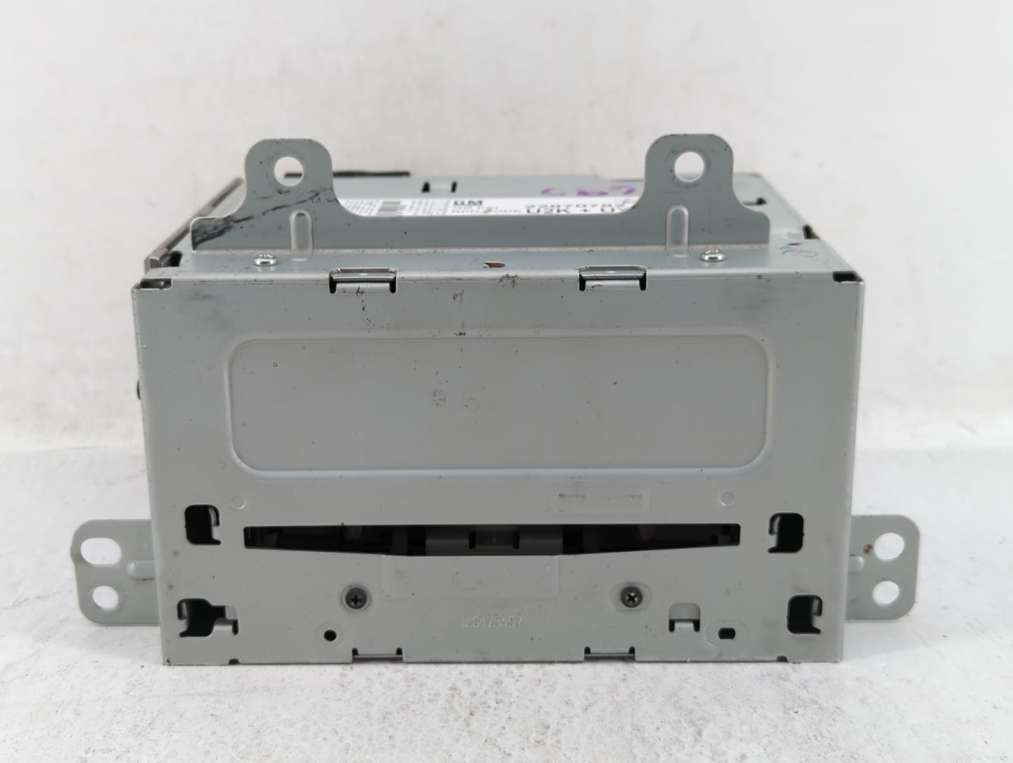 2011-2012 Chevrolet Cruze Am Fm Cd Player Radio Receiver - Oemusedautoparts1.com